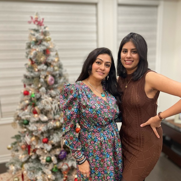 Flower printed, long sleeved,mini-dress by Mango , bought from the Bay - Picture 6 of 6